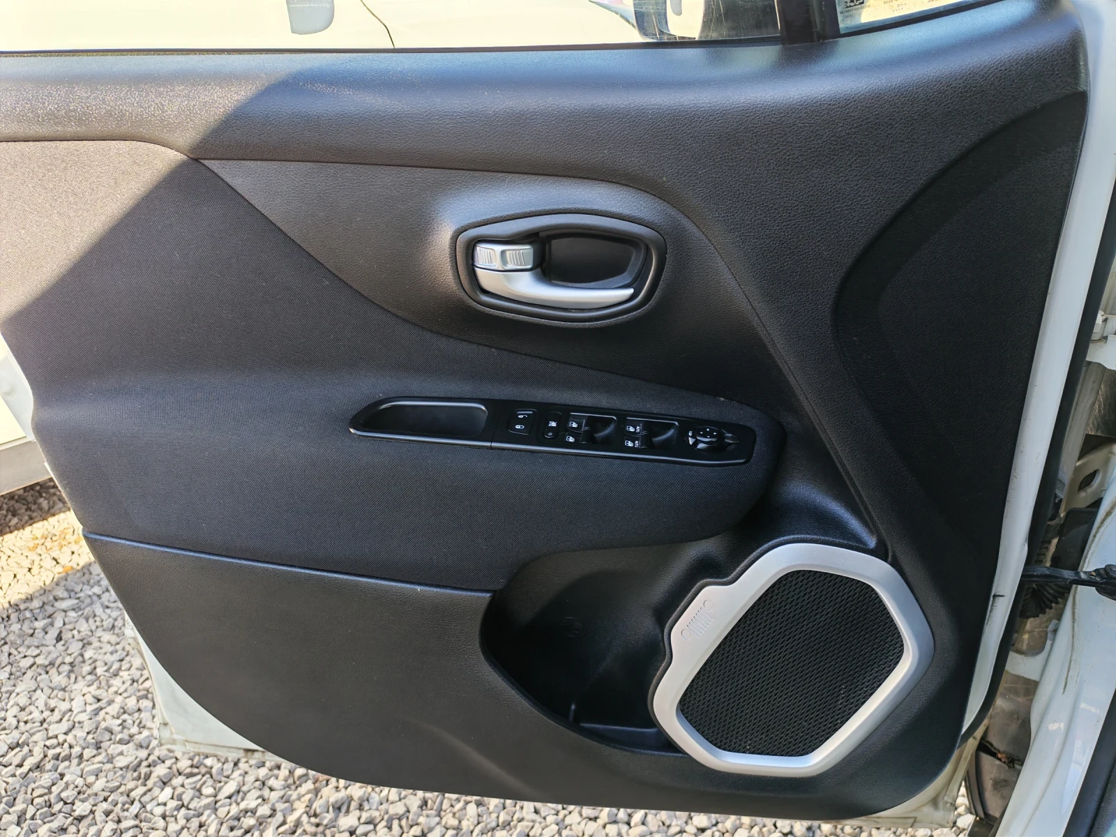 Jeep Renegade 1.4 Turbo Avtomat | Mobile.bg � ����������� 13