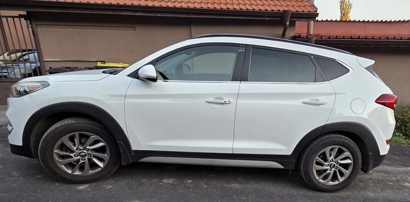 Hyundai Tucson, снимка 7 - Автомобили и джипове - 56557839