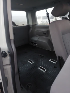 Обява за продажба на VW T5 2.5TDI 4x4 8+ 1 места ~14 900 лв. - изображение 6 | Auto.bg Обява за продажба на VW T5 2.5TDI 4x4 8+ 1 места ~14 900 лв. - изображение 6