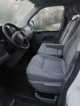 Обява за продажба на VW T5 2.5TDI 4x4 8+ 1 места ~14 900 лв. - изображение 4 | Auto.bg Обява за продажба на VW T5 2.5TDI 4x4 8+ 1 места ~14 900 лв. - изображение 4