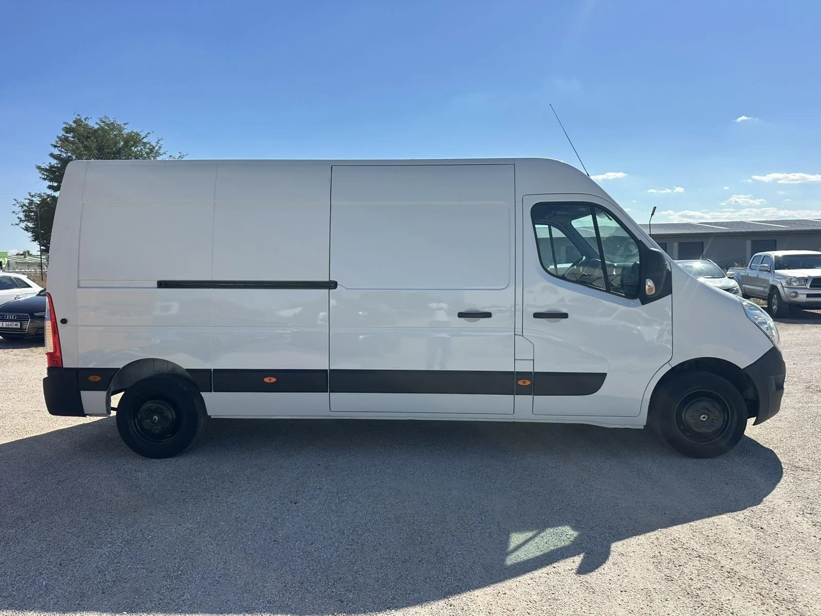 Renault Master, снимка 6 - Бусове и автобуси - 56085861