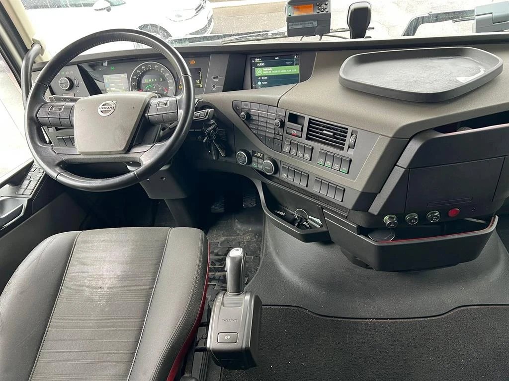 Volvo Fh 420 Alu Серв. книжка, снимка 11 - Камиони - 54438221