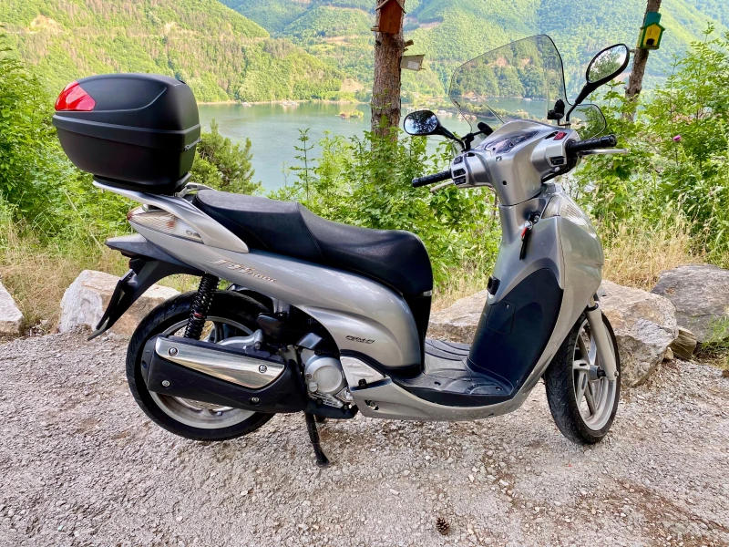 Honda Sh, снимка 6 - Мотоциклети и мототехника - 52807796