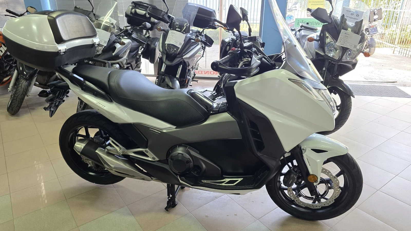 Honda Integra NC 750 LED Лизинг !, снимка 4 - Мотоциклети и мототехника - 56414134
