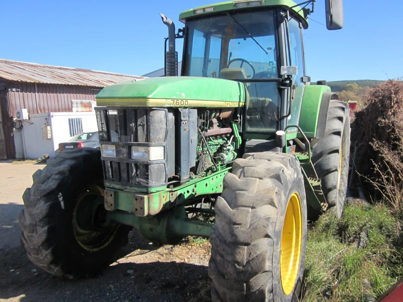 Трактор John Deere 7600, снимка 4 - Селскостопанска техника - 47894146