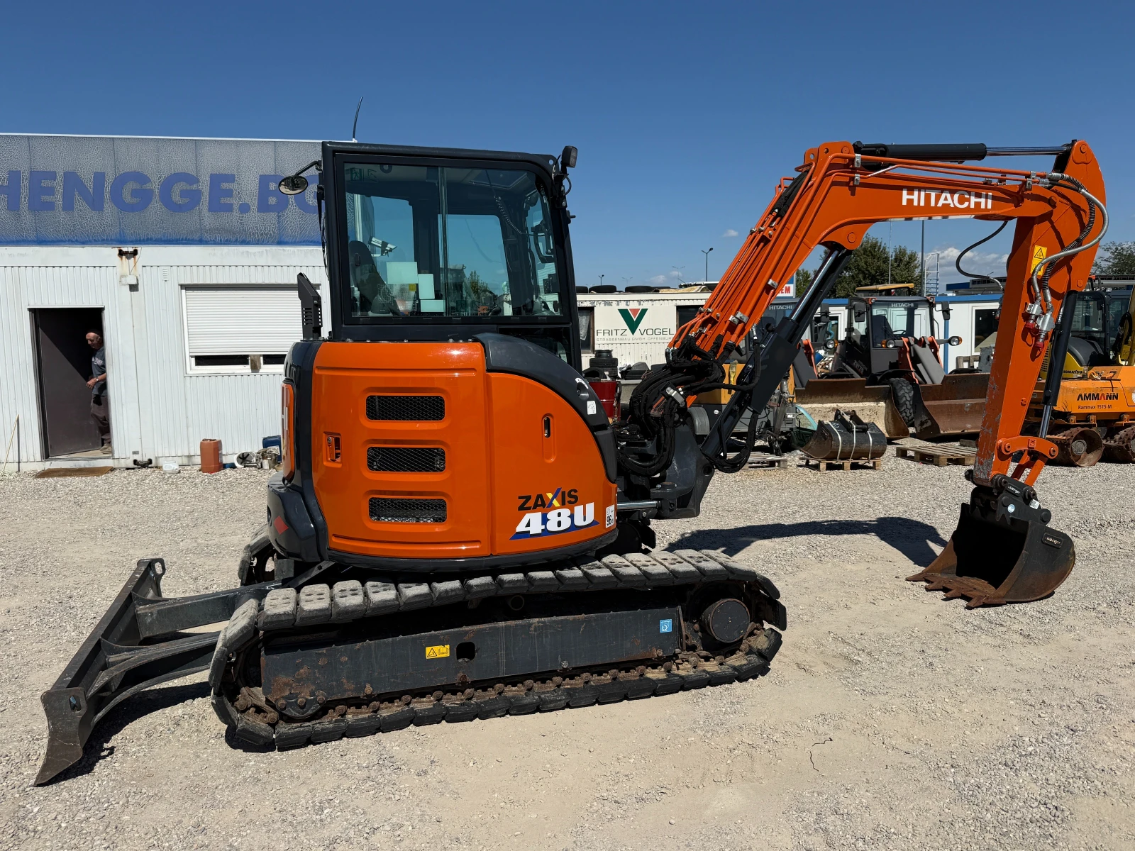 Багер Hitachi ZX 48 U-6, снимка 10 - Индустриална техника - 55803576