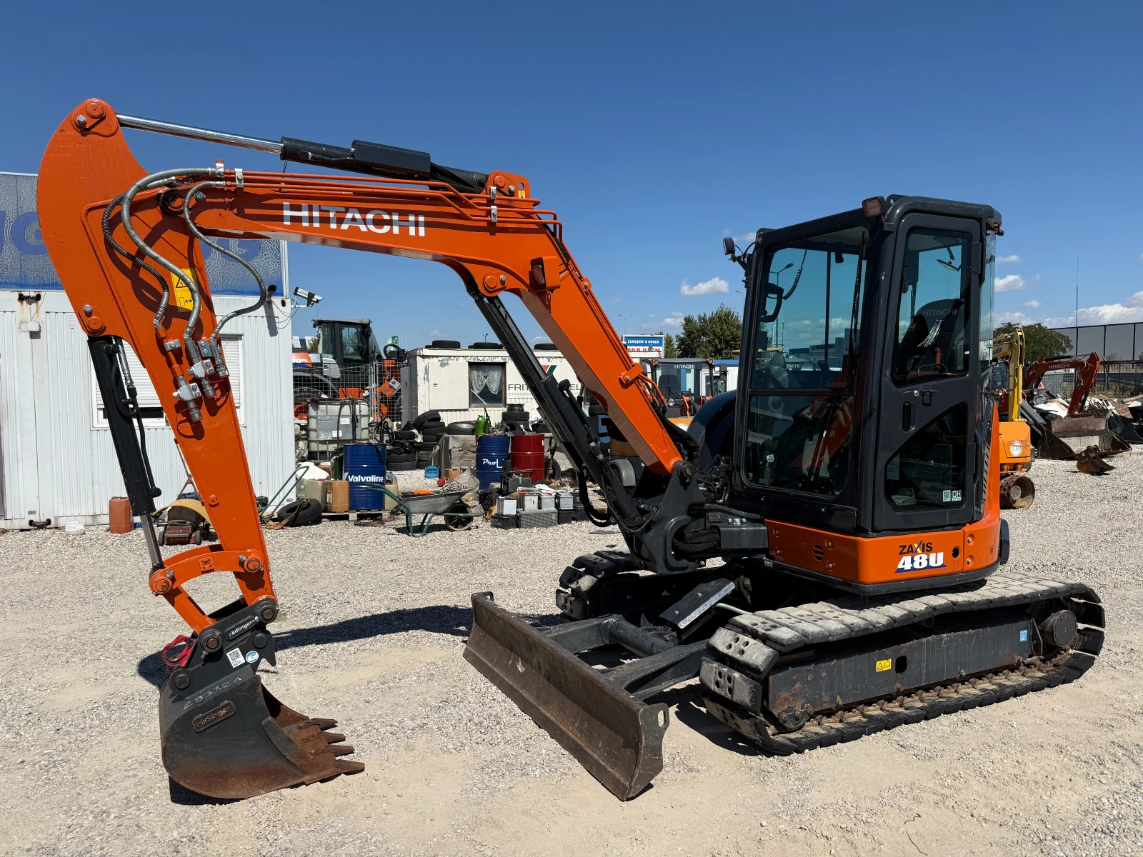 Багер Hitachi ZX 48 U-6, снимка 3 - Индустриална техника - 55803576