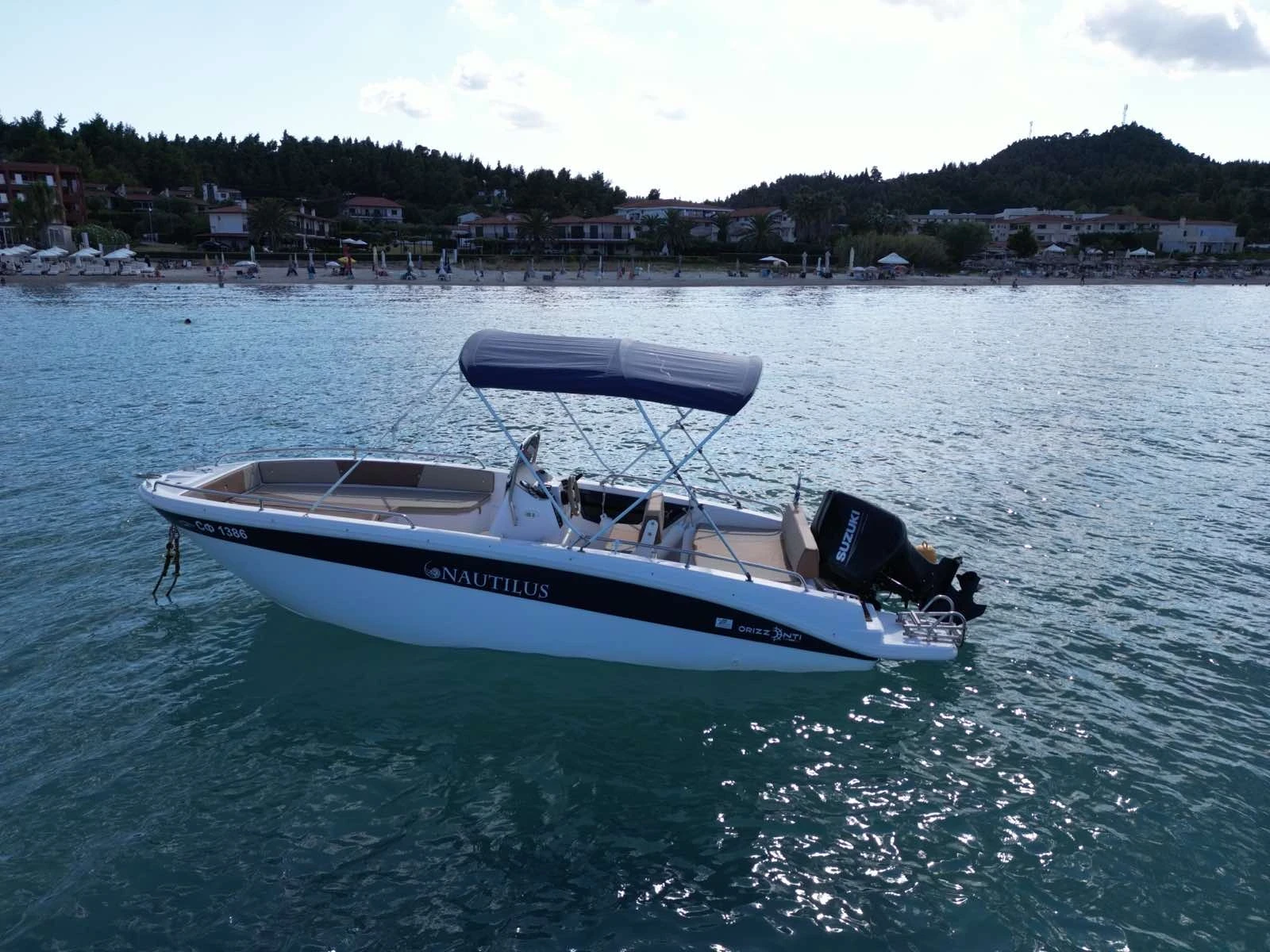 Моторна яхта HorizonHuber ORIZZONTI, снимка 2 - Воден транспорт - 54068741