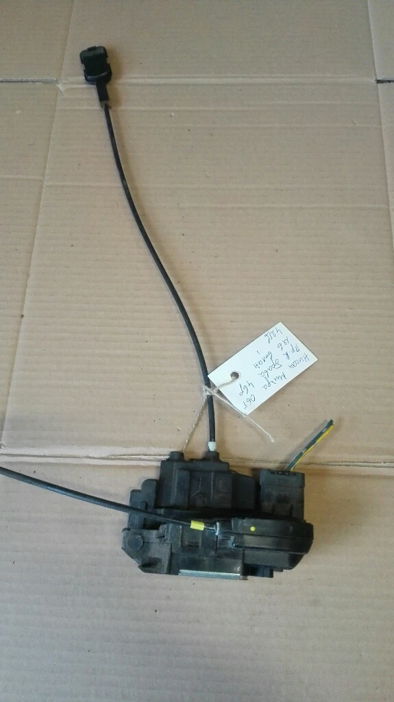 Брава врата предна дясна Нисан Микра 4врати