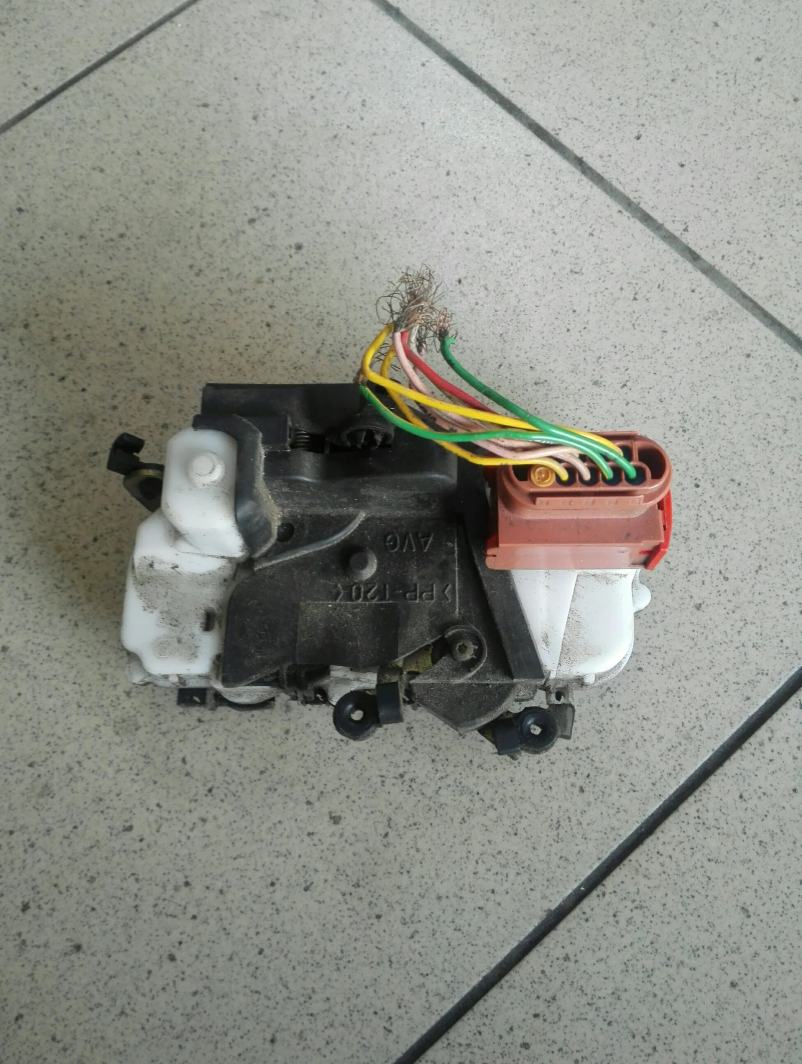      607 (4) | Mobile.bg   1