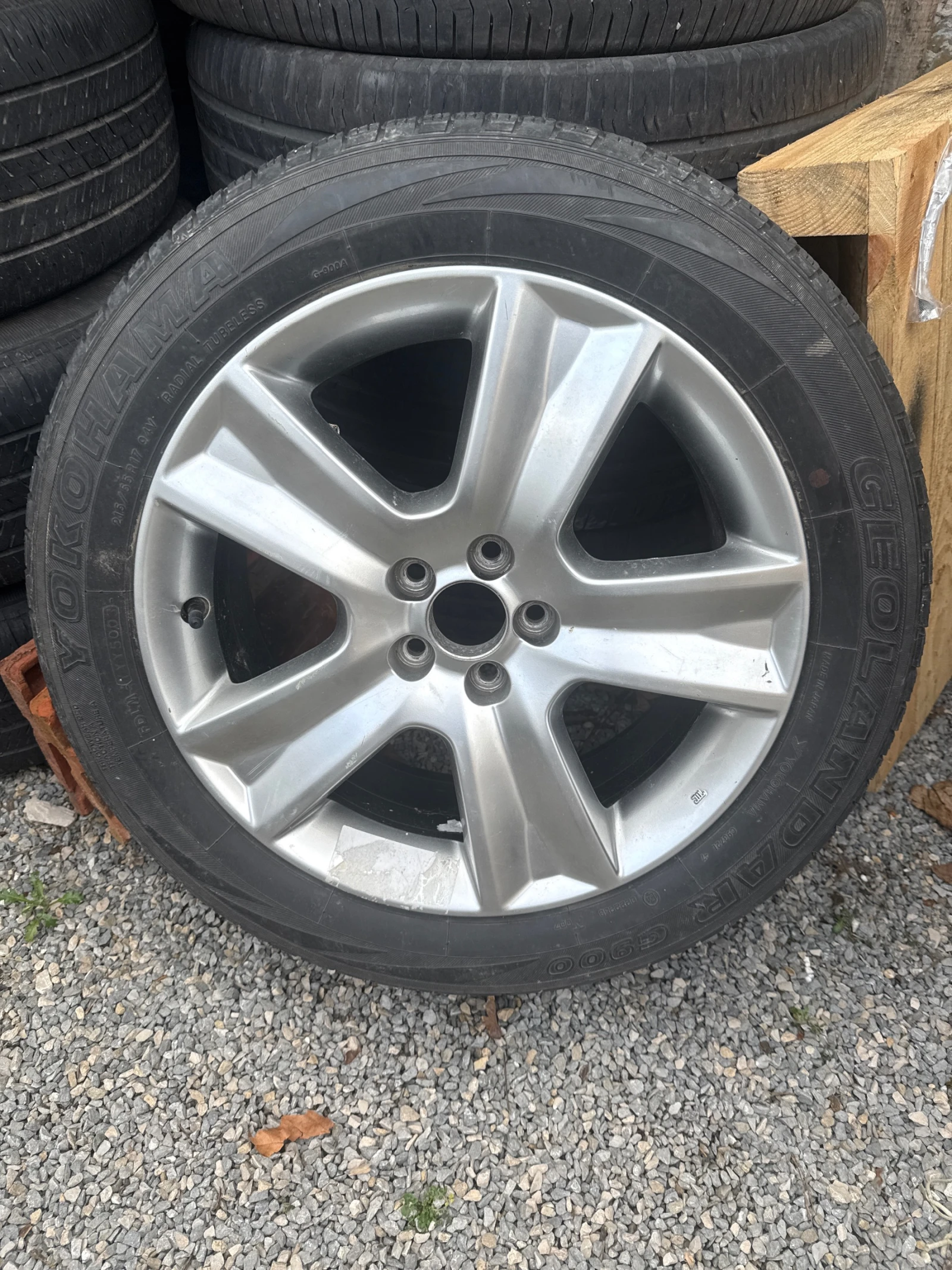 ���� � ������ 215/55R17 | Mobile.bg � ����������� 1