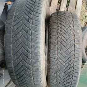 Гуми Зимни 195/65R15, снимка 1 - Гуми и джанти - 48825778