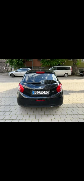 Peugeot 208, снимка 5