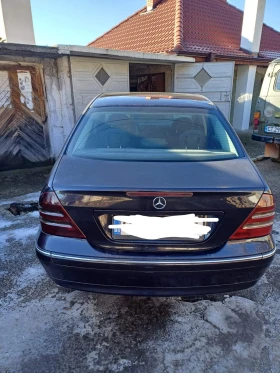 Mercedes-Benz C 220, снимка 2