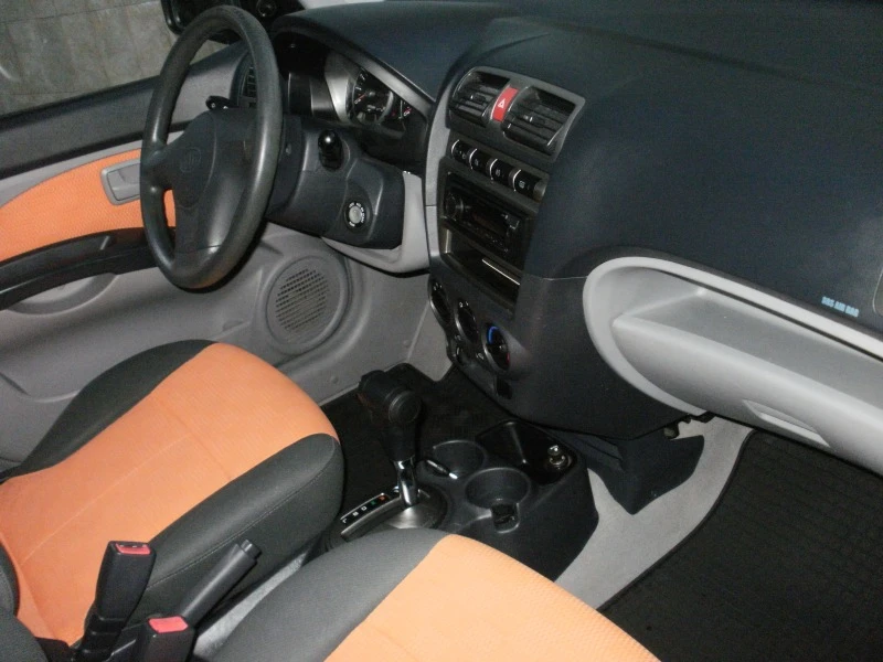 Kia Picanto, снимка 10 - Автомобили и джипове - 46219278