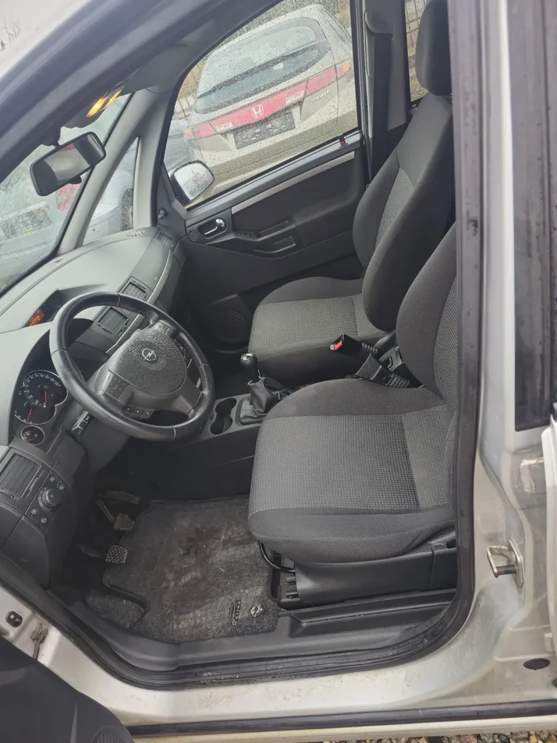 Opel Meriva 1.6i, снимка 7 - Автомобили и джипове - 48097826