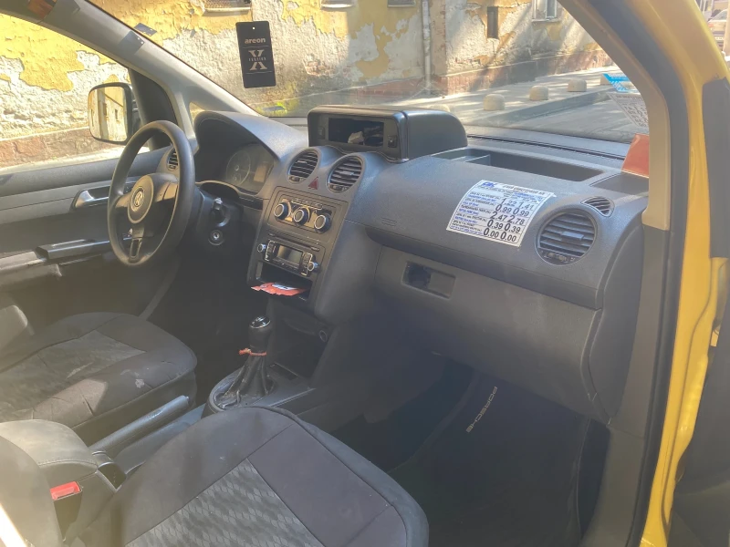 VW Caddy 2.0, снимка 5 - Автомобили и джипове - 48116665