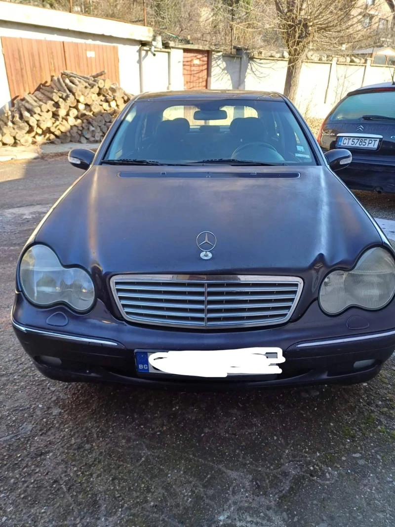 Mercedes-Benz C 220, снимка 1 - Автомобили и джипове - 48508865