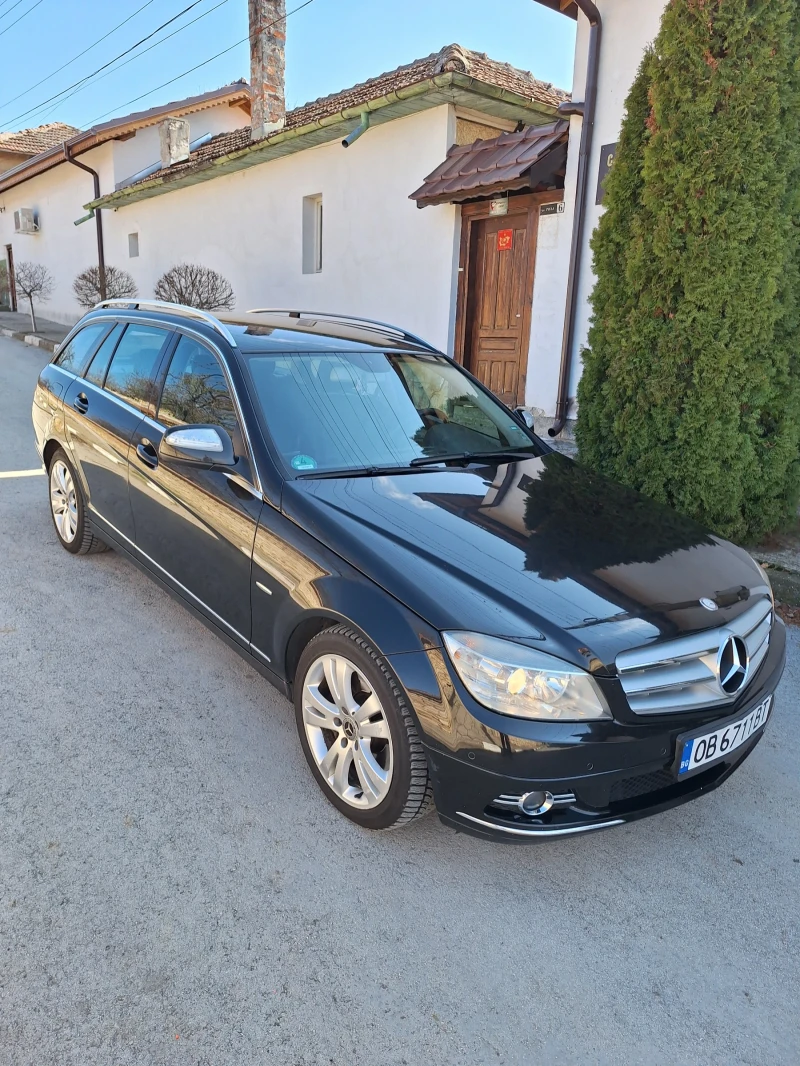 Mercedes-Benz C 320 Avantgard, снимка 2 - Автомобили и джипове - 49415406