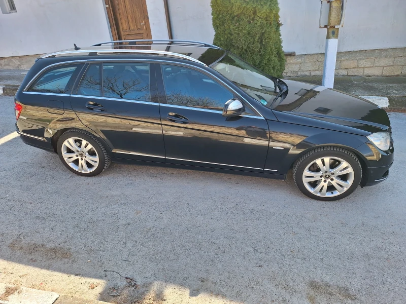 Mercedes-Benz C 320 Avantgard, снимка 3 - Автомобили и джипове - 49415406