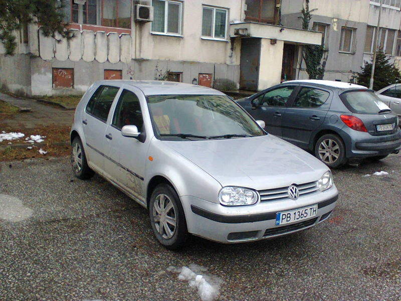 VW Golf 4       * * КЛИМАТИК* * , снимка 2 - Автомобили и джипове - 49486864