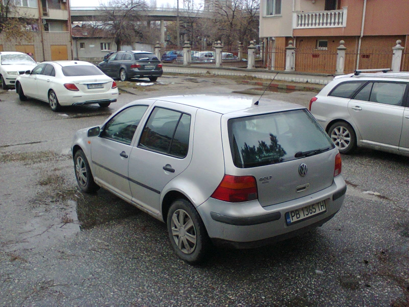 VW Golf 4       * * КЛИМАТИК* * , снимка 6 - Автомобили и джипове - 49486864