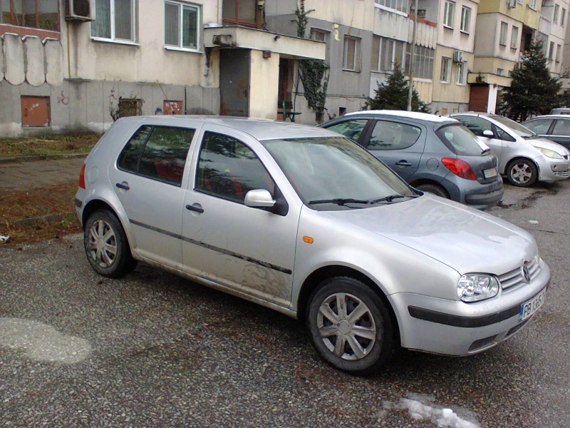 VW Golf 4       * * КЛИМАТИК* * , снимка 4 - Автомобили и джипове - 49486864