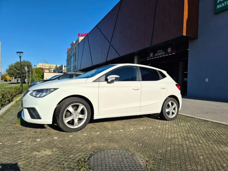 Seat Ibiza 1.0 TGI, снимка 9 - Автомобили и джипове - 52070158