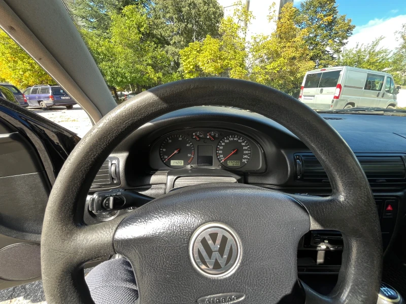 VW Passat 1.9TDI 90к.с. Темпомат/Climatronic, снимка 14 - Автомобили и джипове - 52044814