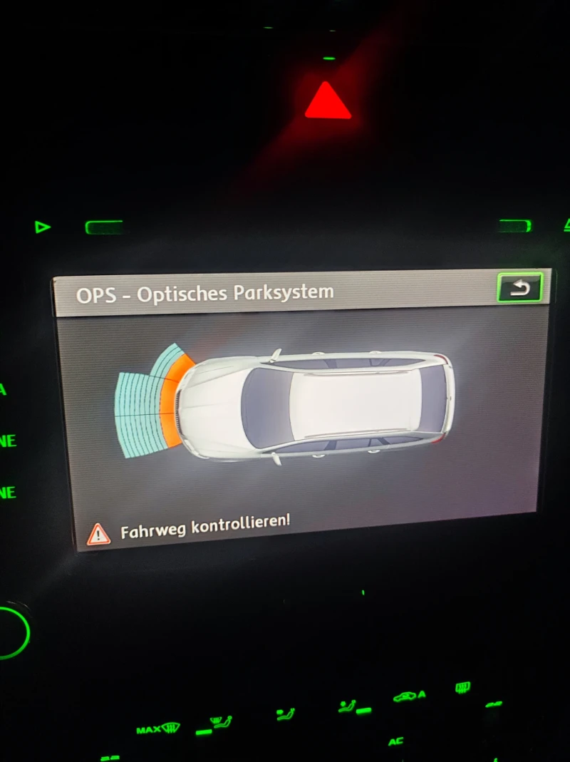 Skoda Superb, снимка 6 - Автомобили и джипове - 52632412