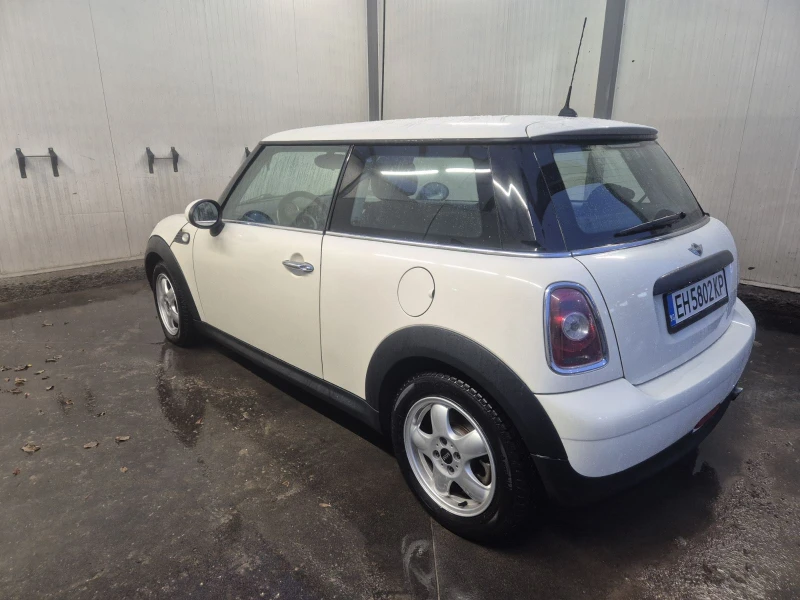 Mini One, снимка 2 - Автомобили и джипове - 52441004