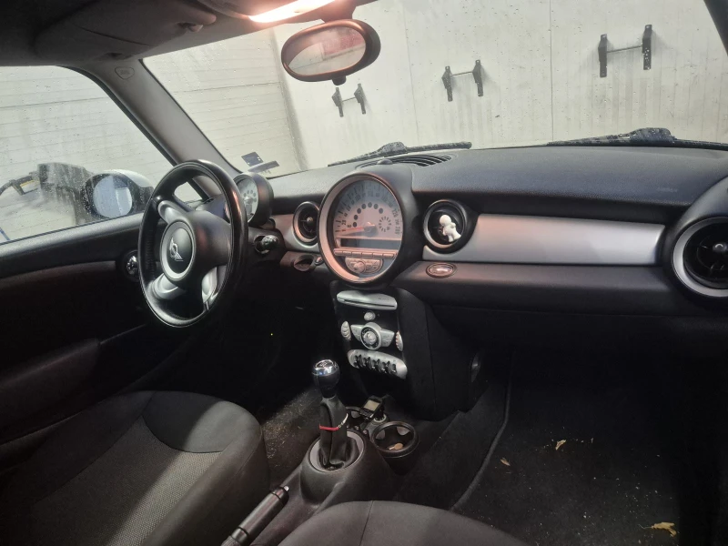 Mini One, снимка 8 - Автомобили и джипове - 52441004