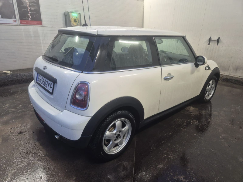 Mini One, снимка 7 - Автомобили и джипове - 52441004