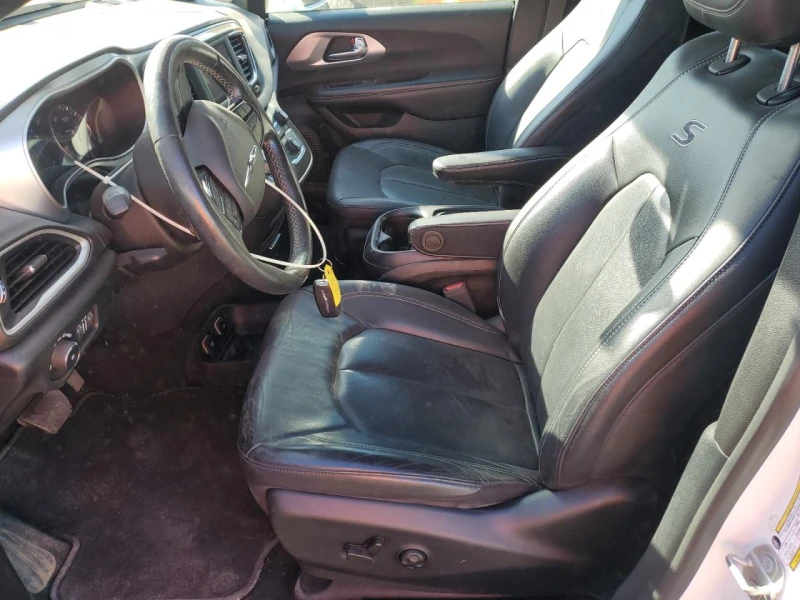 Chrysler Pacifica TOURING L, снимка 7 - Автомобили и джипове - 52817516