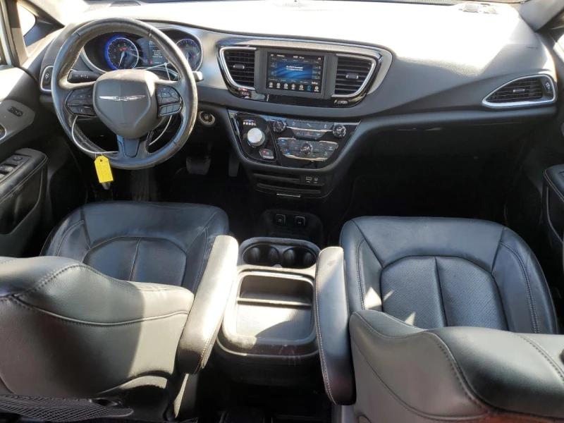 Chrysler Pacifica TOURING L, снимка 8 - Автомобили и джипове - 52817516