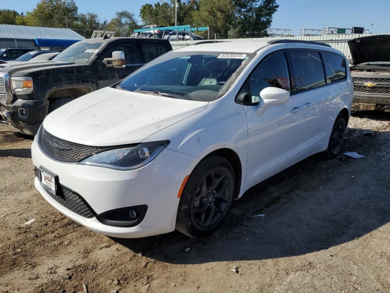 Chrysler Pacifica TOURING L, снимка 3 - Автомобили и джипове - 52817516