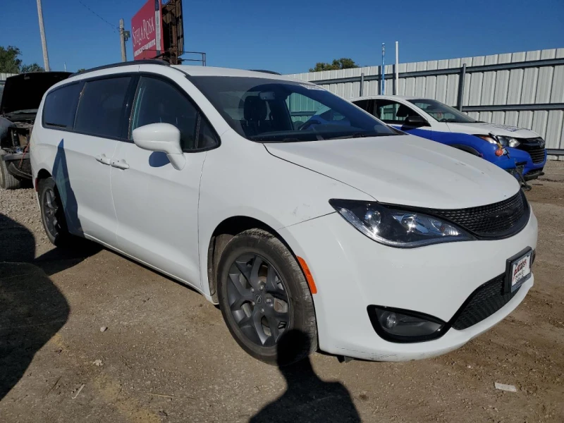 Chrysler Pacifica TOURING L