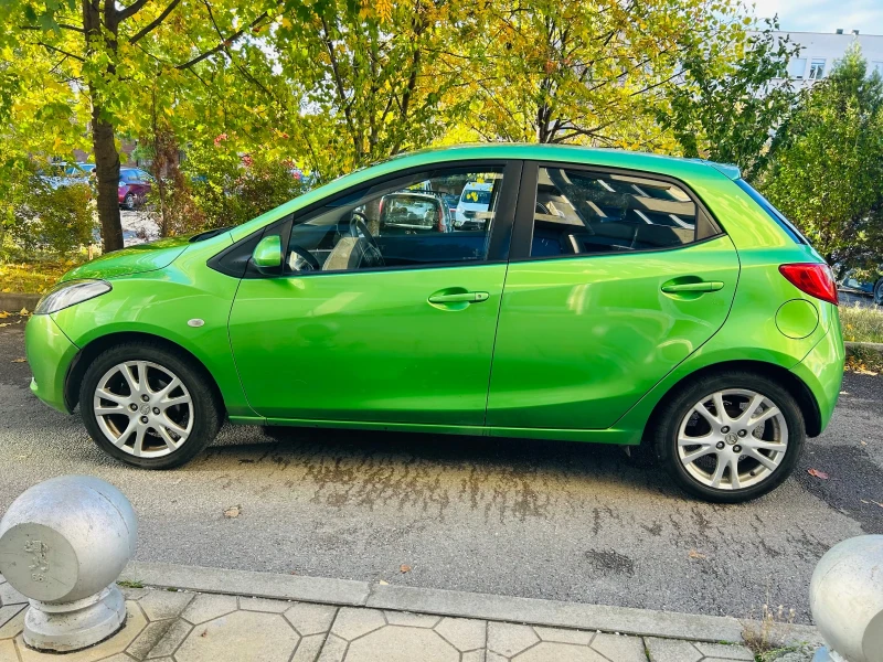Mazda 2 1.4 D, снимка 7 - Автомобили и джипове - 52921702