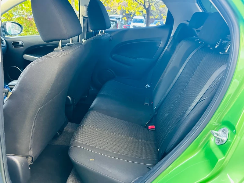 Mazda 2 1.4 D, снимка 13 - Автомобили и джипове - 52921702