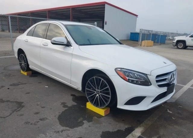 Mercedes-Benz C 300, снимка 8 - Автомобили и джипове - 48821230