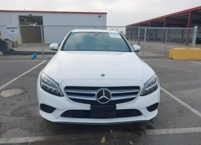 Mercedes-Benz C 300, снимка 1 - Автомобили и джипове - 48821230