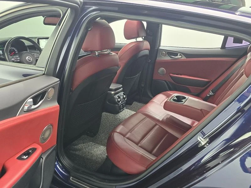 Kia Stinger 3.3 Turbo AWD| 365�.�. | Mobile.bg � ����������� 12
