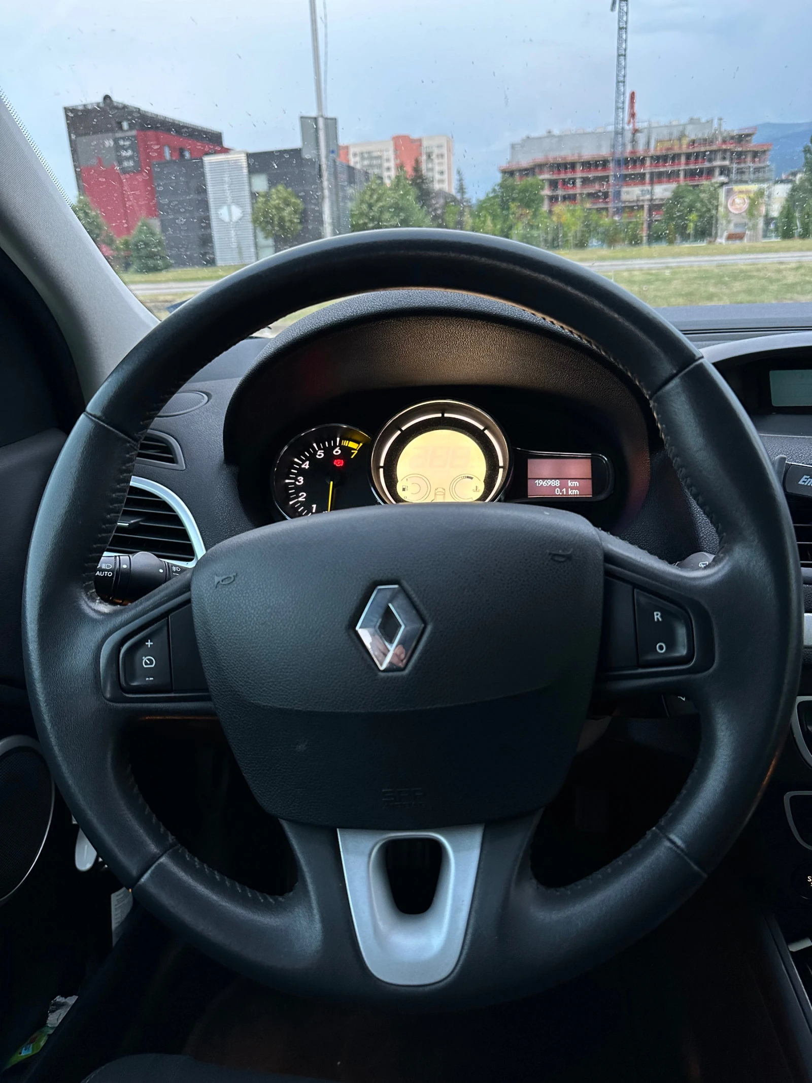 Renault Megane 1.4 TCE  - изображение 10