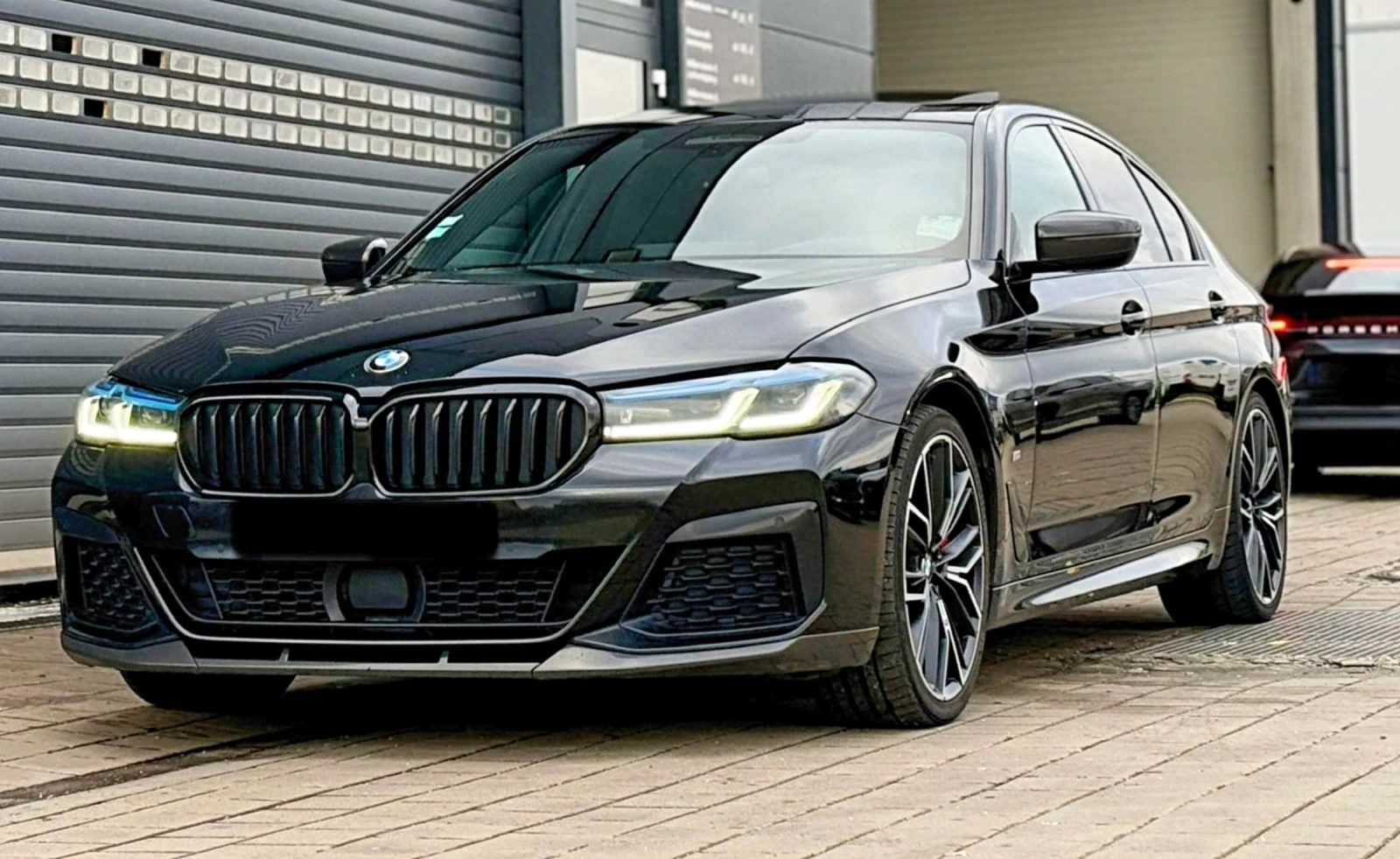 BMW 540 ОЧАКВАН ВНОС BMW 540d CARBON* 3xTV* Individual* H/ - изображение 3