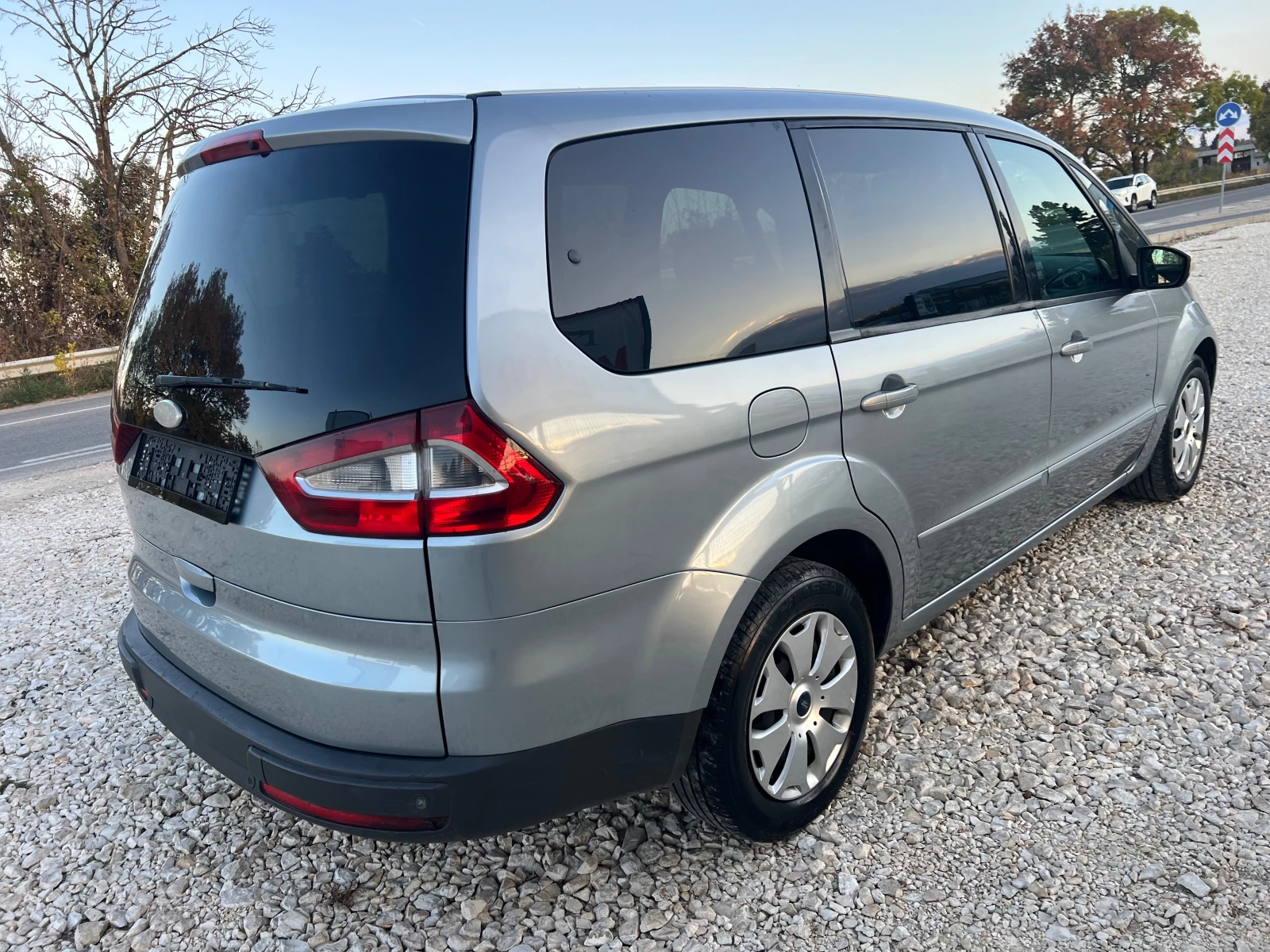Ford Galaxy 2.0 TDCi/116p.s-7 mesten - изображение 3