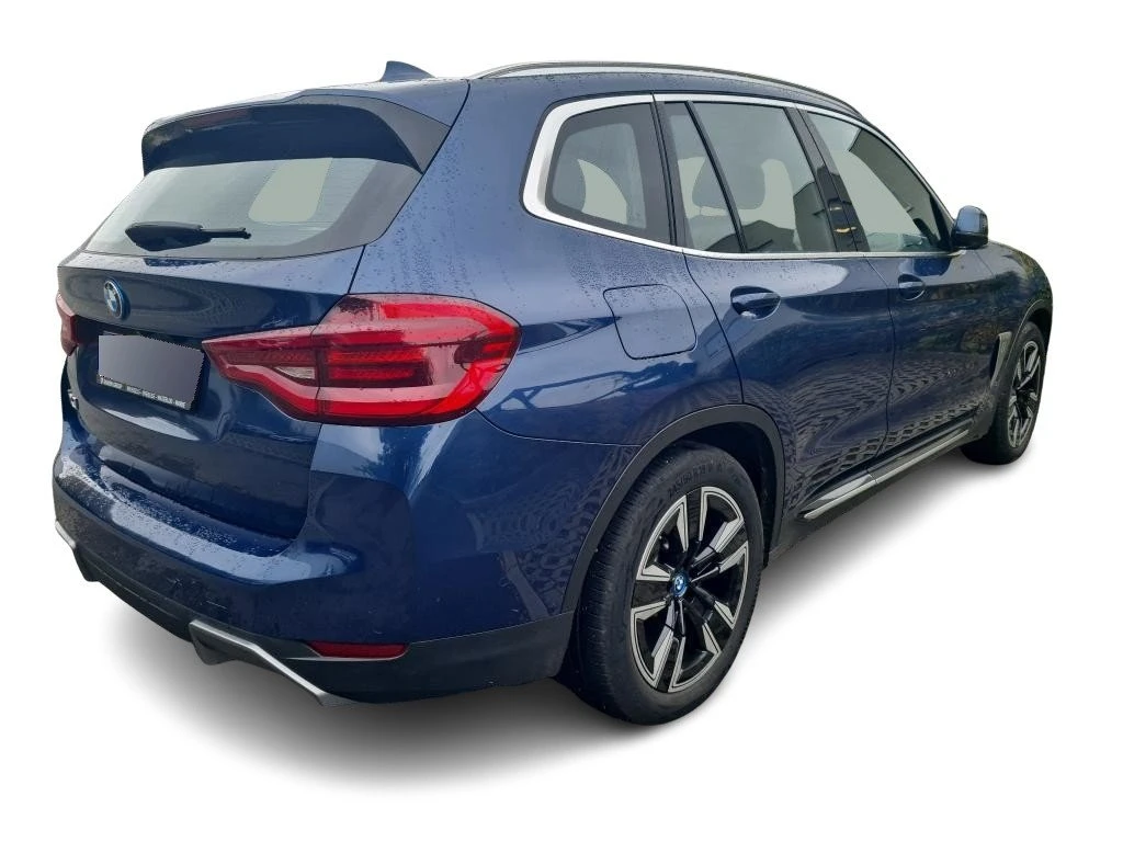 BMW iX3 Inspiring - изображение 3
