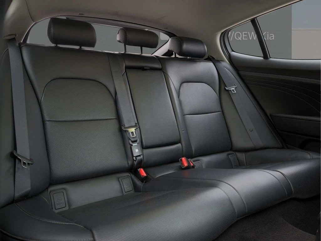 Kia Stinger * GT2 * CARFAX * ���� �� �� | Mobile.bg � ����������� 17