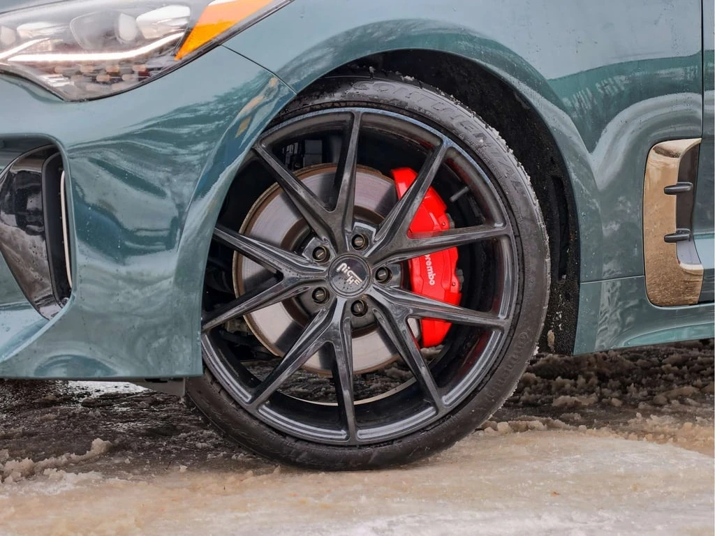 Kia Stinger * GT2 * CARFAX * ���� �� �� | Mobile.bg � ����������� 5