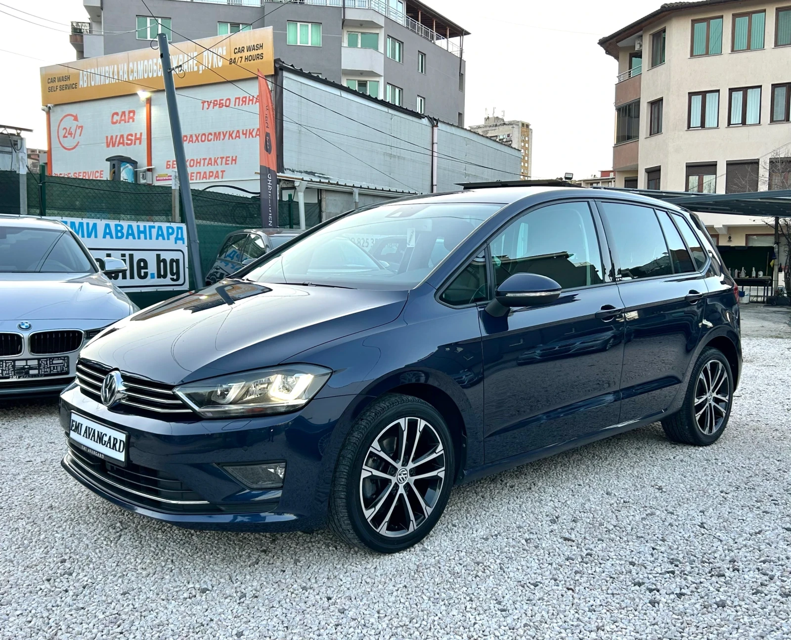 VW Sportsvan 2.0 TDI DSG, снимка 3 - Автомобили и джипове - 53786234