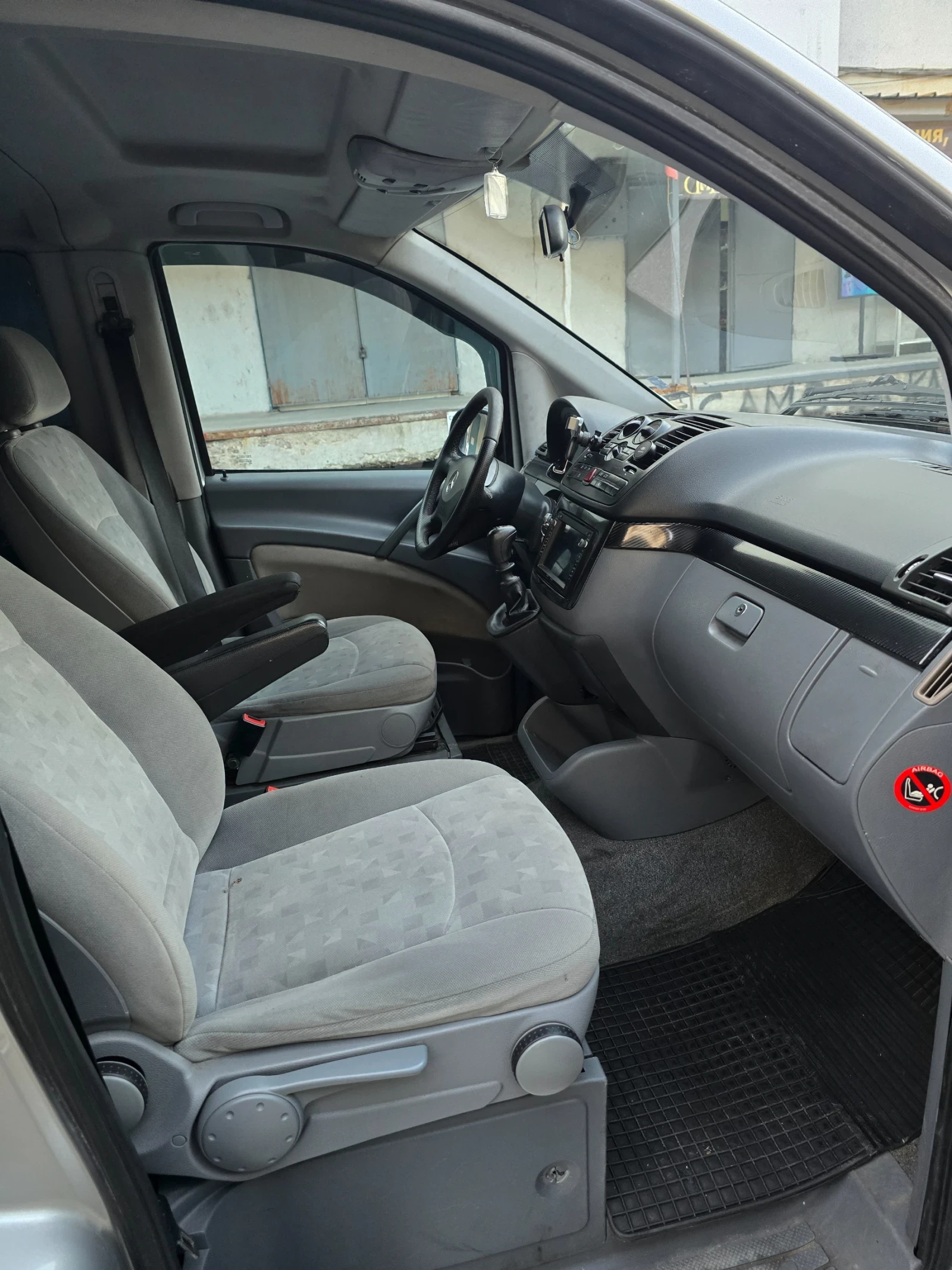 Mercedes-Benz Viano, снимка 8 - Автомобили и джипове - 54138266